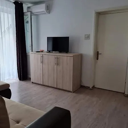Ana's Apartment Constanta